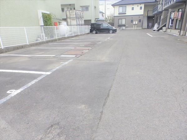 ヴィラ・ハピネスC 物件画像
