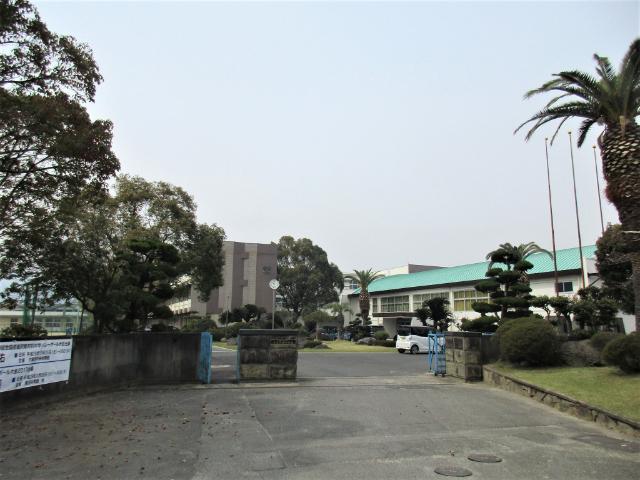 四国中央市立川之江南中学校：1232m