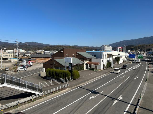 売店舗　上分町 駐車場