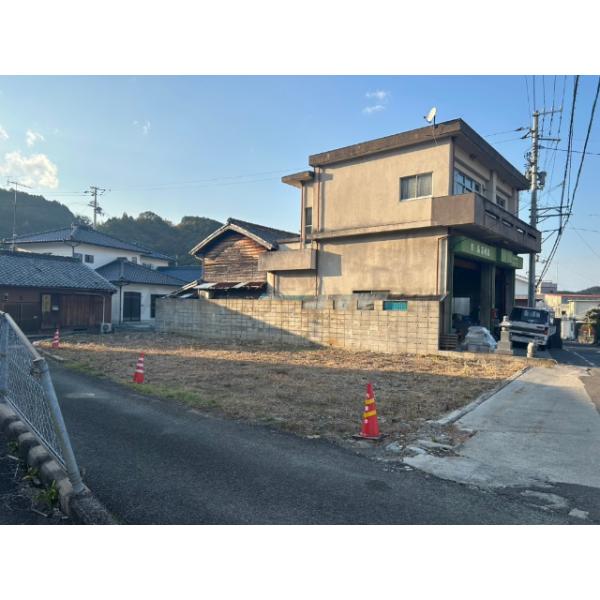 愛媛県四国中央市金田町金川