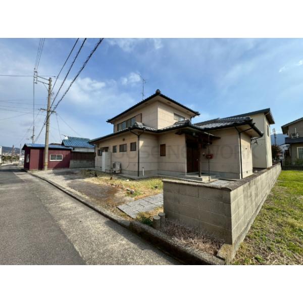 愛媛県四国中央市妻鳥町