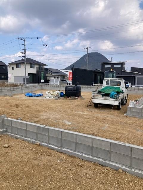 新築　丸亀市川西町南　４号棟 エントランス