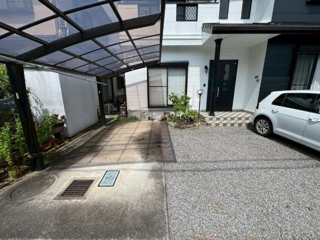 寒川　4LDK　 駐車場