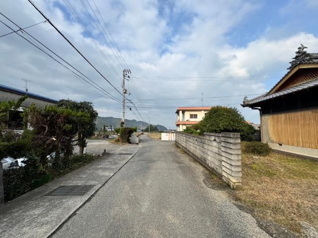 土居町　畑野中古 前面道路含む現地写真