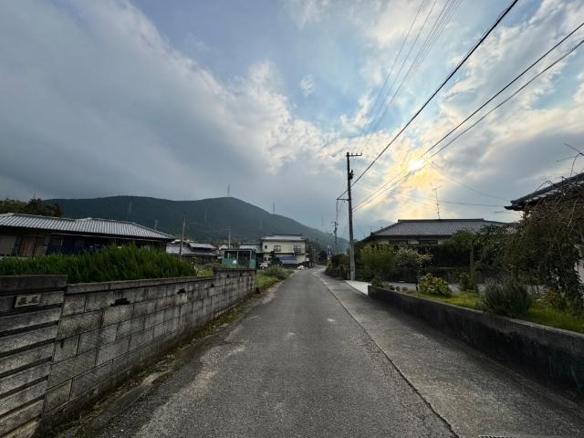 土居町　畑野中古 前面道路含む現地写真