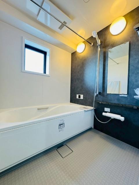 認定再生住宅　サティスカーサ グランドール川之江 バス／シャワー