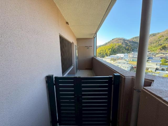 認定再生住宅　サティスカーサ グランドール川之江 玄関