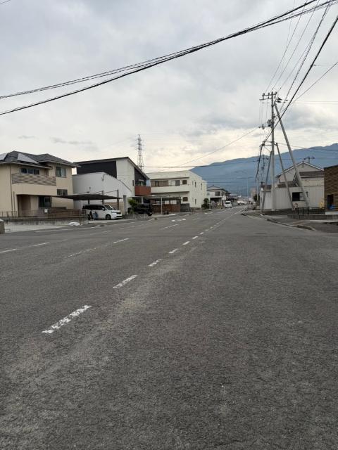 売倉庫　妻鳥町 前面道路含む現地写真