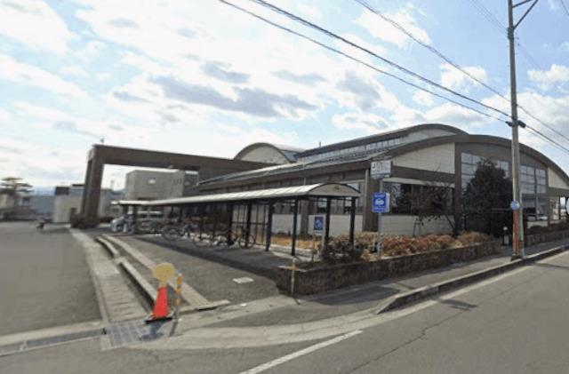 丸亀市立飯山図書館
