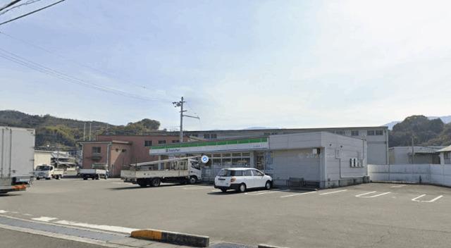 ファミリーマート川之江金生町店