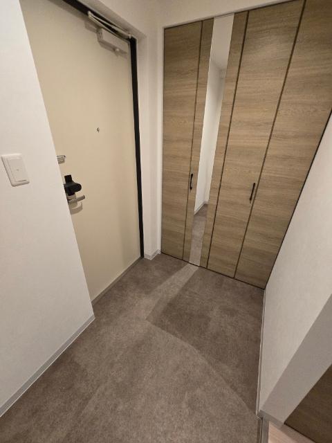 WELL BRIGHT 朝日RESIDENCE（405） 玄関