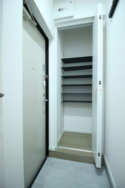 恵庭市相生町アパート 収納