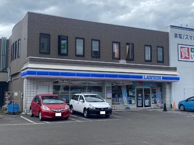 ローソン千歳駅前店：253m
