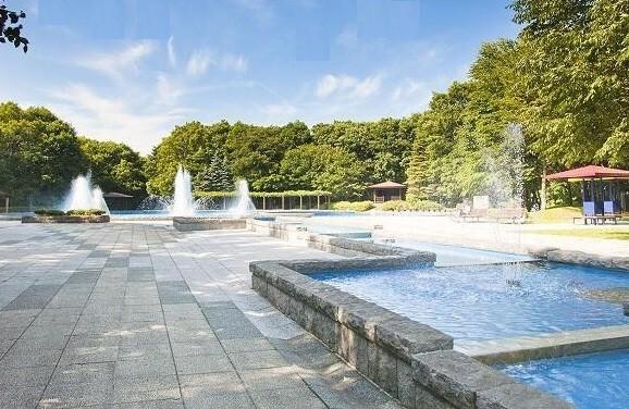 青葉公園ピクニック広場：1354m