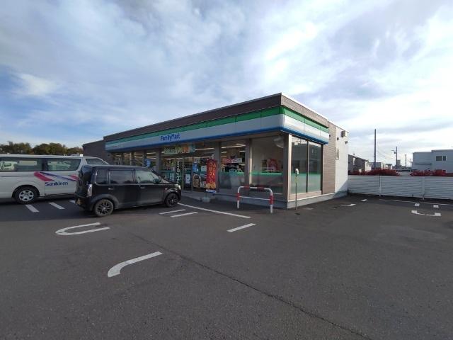 ファミリーマート千歳勇舞7丁目店：218m