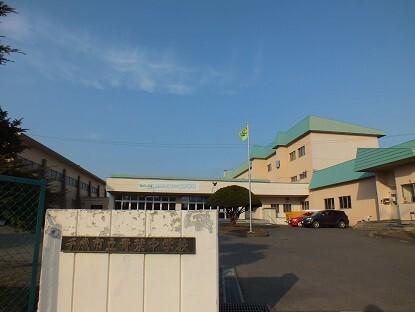 千歳市立青葉中学校：1659m