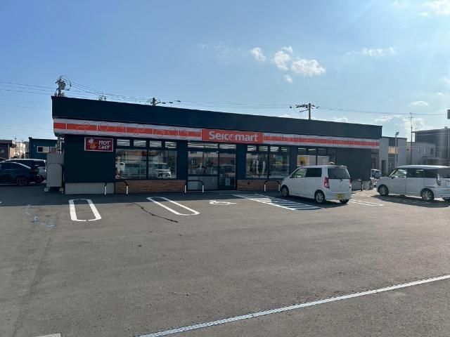 セイコーマート千歳信濃店：145m