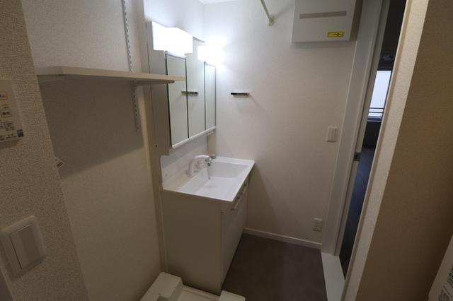 first sky H（203） 部屋画像