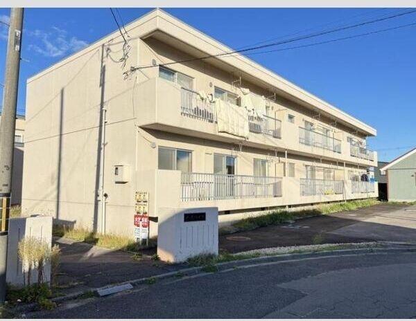 千歳駅より徒歩21分 築37年10ヶ月 2階建の賃貸物件