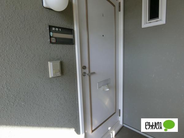 メゾン由宇（101） エントランス