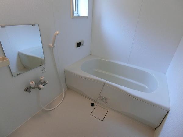 ヴィラ・浪の浦（102） 部屋画像