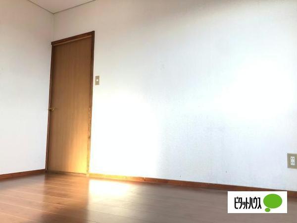 ソフィア壱番館（301） リビング