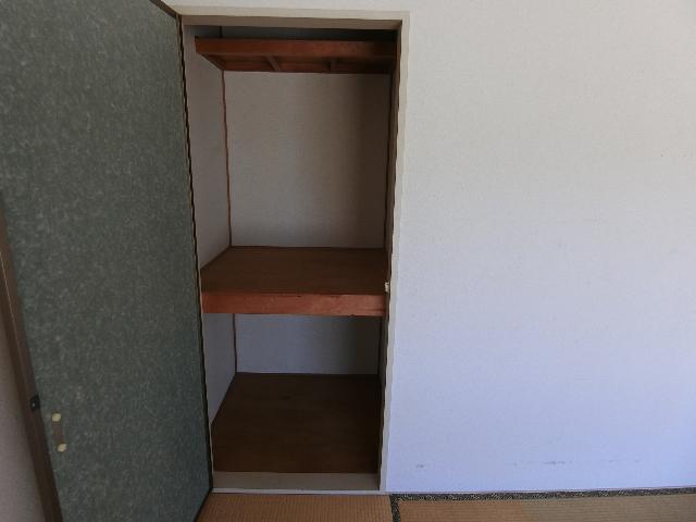 ビレッジF2番館（102） 収納