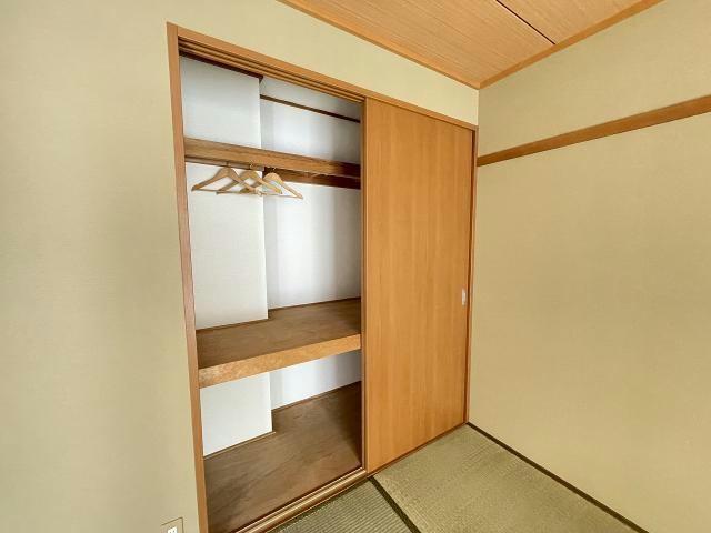 リズロイヤル（102） 収納