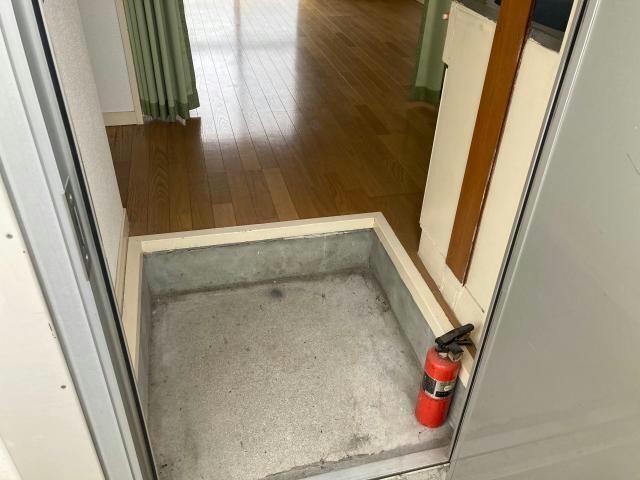 中津コーポ（101） 玄関