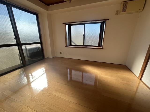 apartment 今津町３丁目