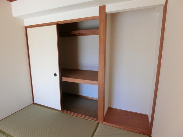 和光麻里布レジデンス壱番館（603） 収納