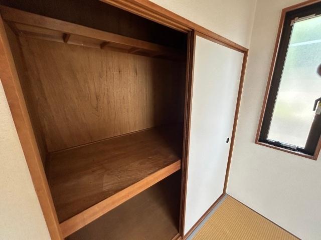 ロイヤルシャルム尾津（105） 収納