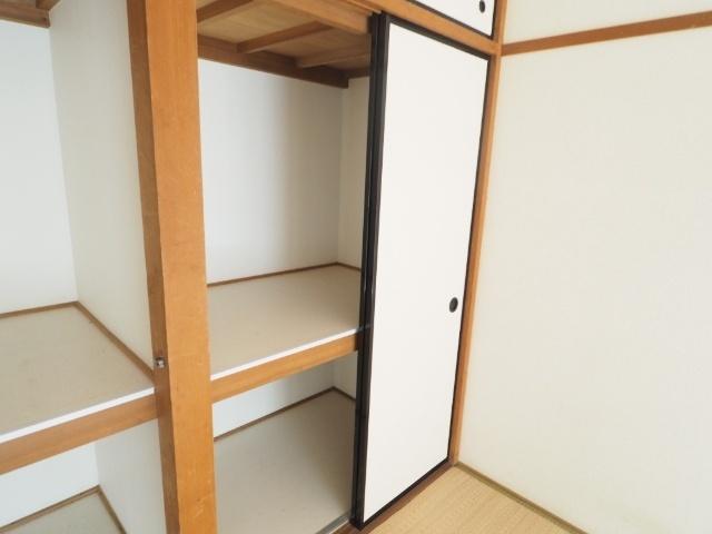 ヒルトップハイツ（101） 収納