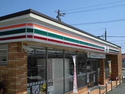 セブンイレブン岩国空港入口店：300m