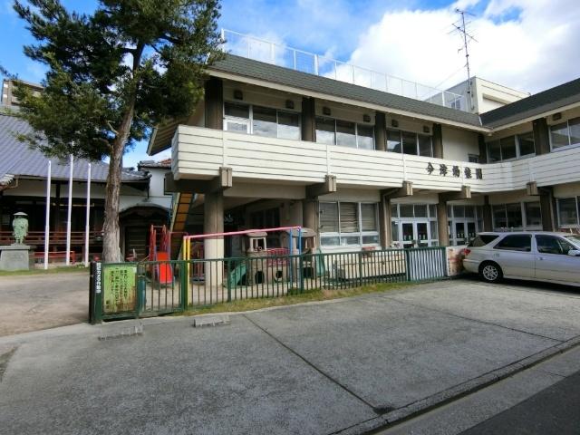 今津幼稚園：33m