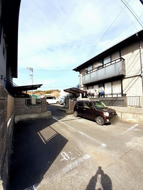 アトリオⅡＡ（102） 駐車場