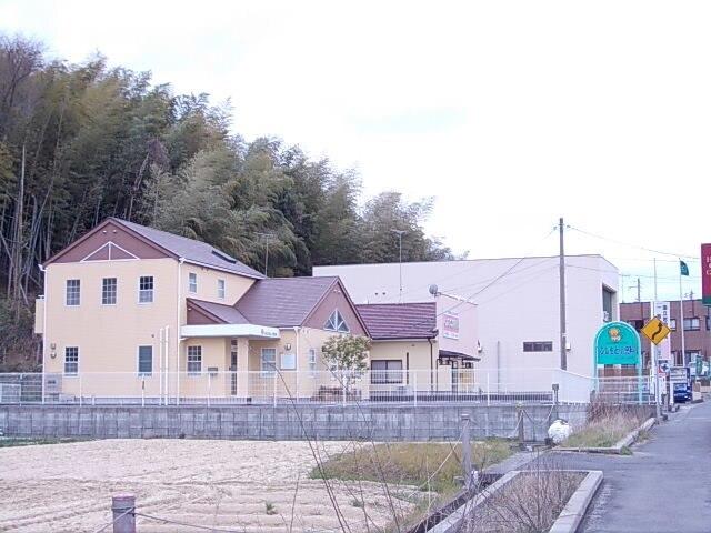 ふじもと小児科：1200m