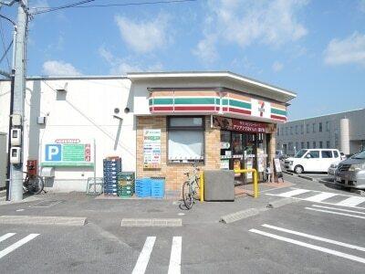 セブンイレブン中津店：850m