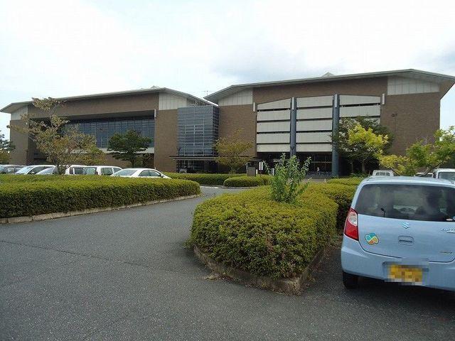 岩国運動公園：1900m