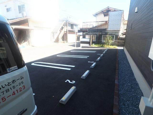 ベルファニー　ショウワ　Ｂ（101） 駐車場