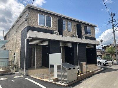ラ・プエルタ（102） 外観
