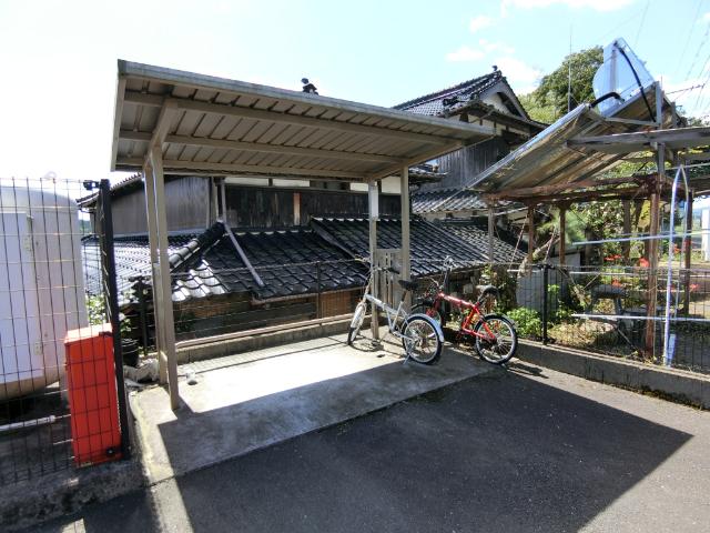 ユイール　B棟（B102） 物件画像