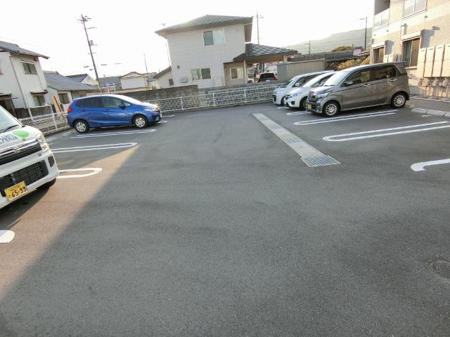 Ｃａｓａ　ｄｅ　Ｓｏｌ（203） 駐車場