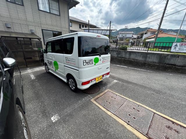 アトリオⅡＡ（102） 駐車場