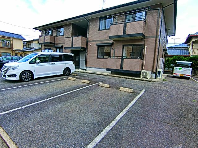 セジュールセト（102） 駐車場