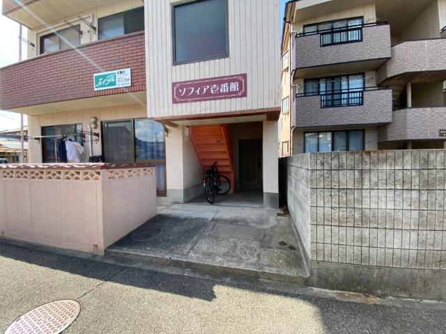 apartment 今津町３丁目
