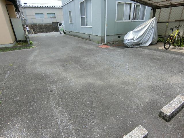 apartment 錦見７丁目