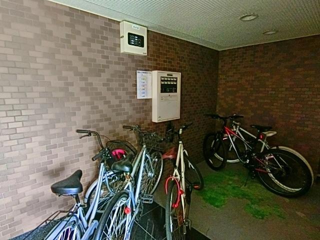 エンブレム麻里布Ⅱ（303） 共有部分