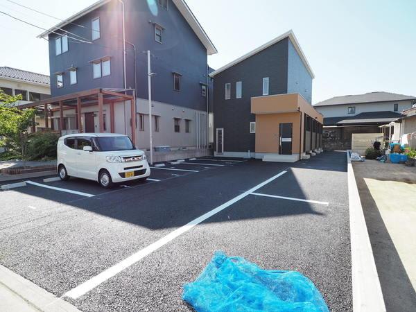 Crocchio 駐車場