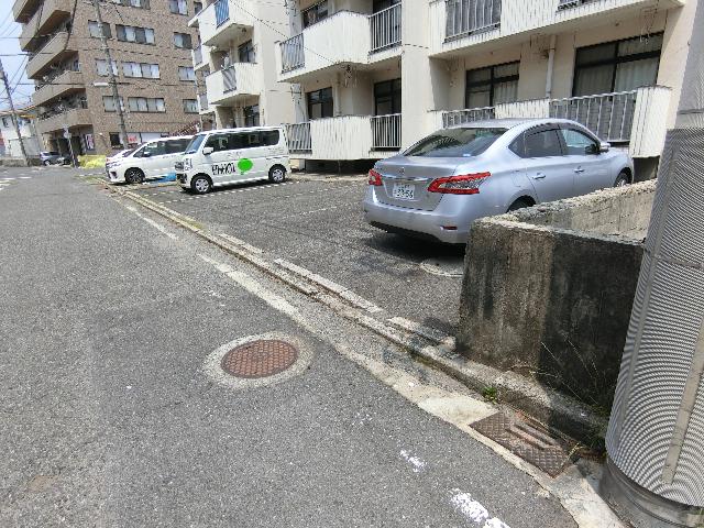 カレラハイツ 物件画像
